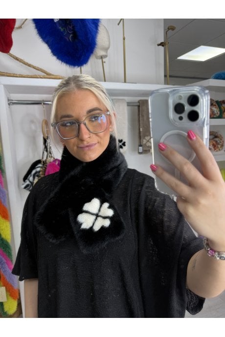 Handmade Bamboo Faux Fur Lucky Clover Scarf