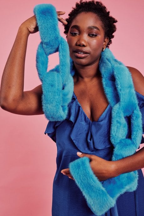 Blue Handcraft Faux Fur Chain Scarf