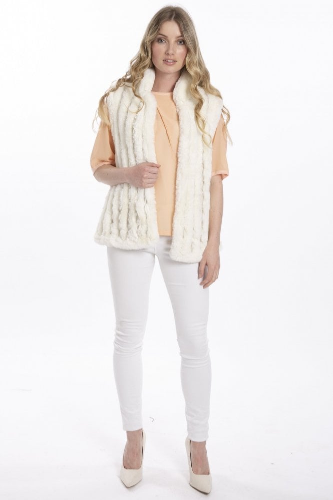 JAYLEY Cream Faux Fur Vest