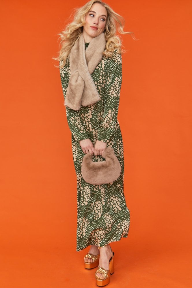 JAYLEY Faux Fur Scarf in Mocha