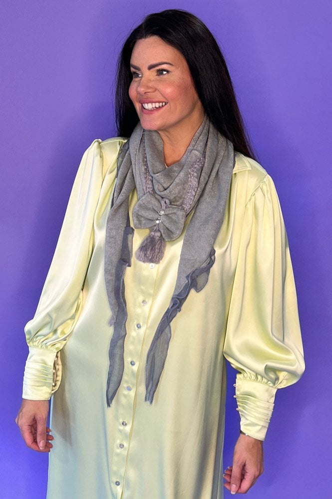 JAYLEY Fine Knit Scarf with Bow Detail
