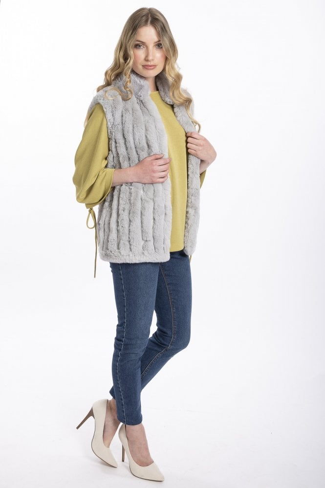 JAYLEY Grey Faux Fur Vest