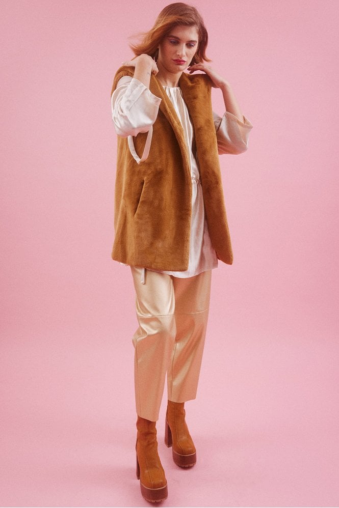 JAYLEY Mocha Faux Fur Hooded Vest